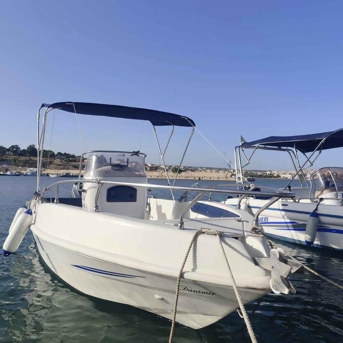 Barca a noleggio Aci Trezza